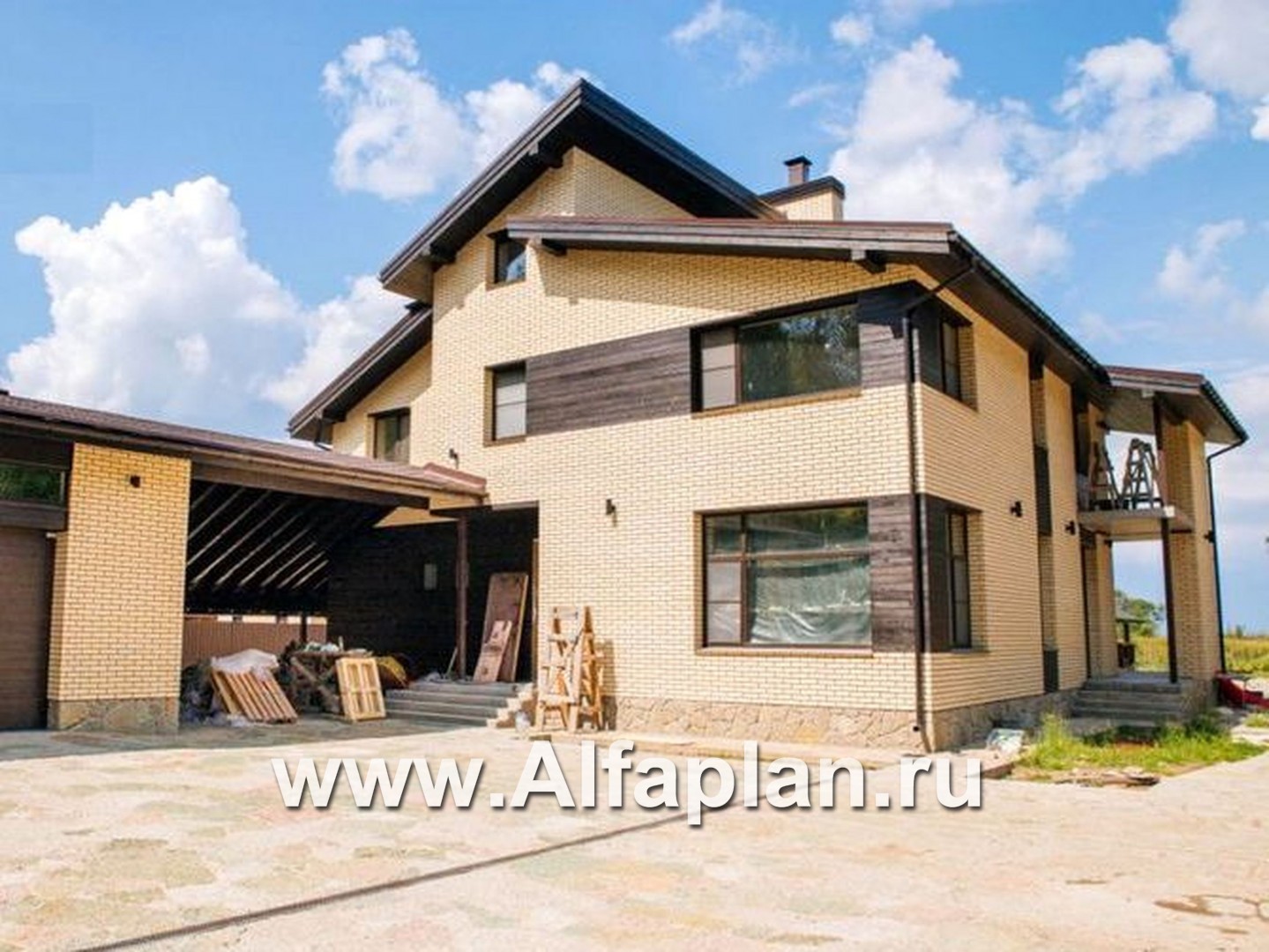 Проект двухэтажного дома с фото, план с гостевой на 1 эт и со вторым светом гостиной,  с террасой и  с гаражом на 3 авто - дизайн дома №2